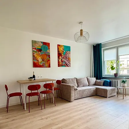 Cozy Washington Avenue