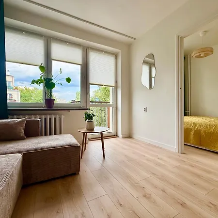 Cozy Washington Avenue